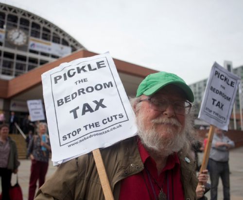 £1,300 TO ASK ERIC PICKLES A QUESTION AT CIH HOUSING CONFERENCE IN ...